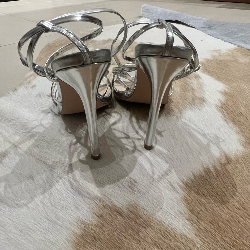 Metallic Silver Heels - Picture 3 of 5